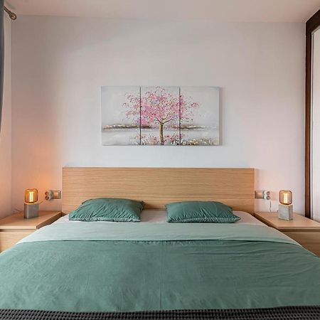 Go2Tenerife Apart'Madera Terrace, Swimming Pool & Parking Costa Adeje  Bagian luar foto