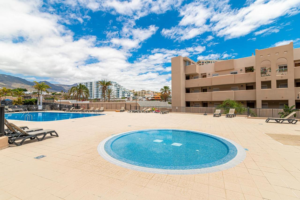 Go2Tenerife Apart'Madera Terrace, Swimming Pool & Parking Costa Adeje  Bagian luar foto