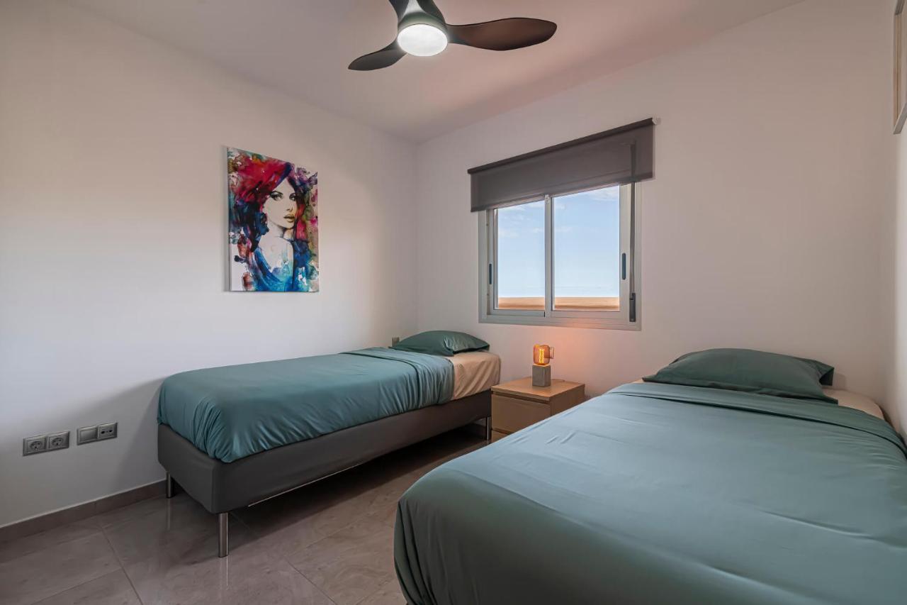 Go2Tenerife Apart'Madera Terrace, Swimming Pool & Parking Costa Adeje  Bagian luar foto